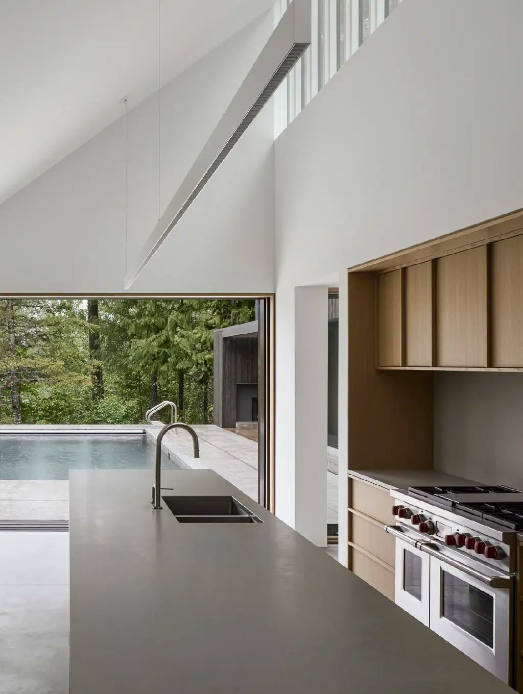 Case Study of Private Villas in the UK gallery 3